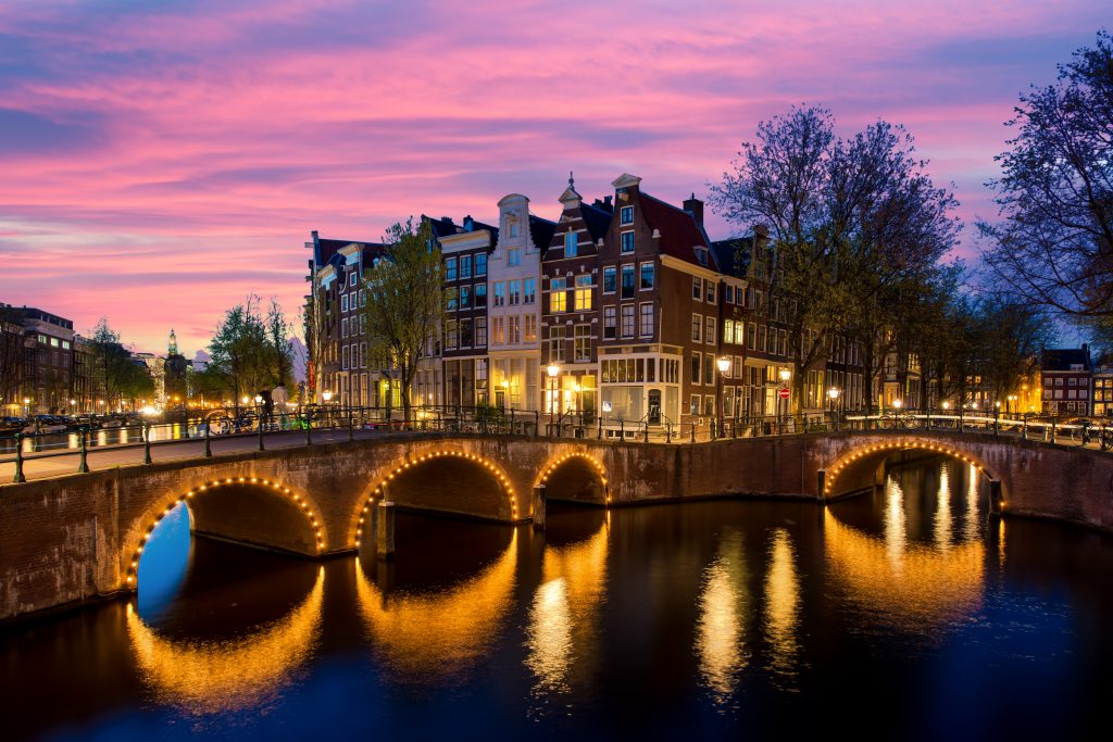 Amsterdam cruise on authentic canals