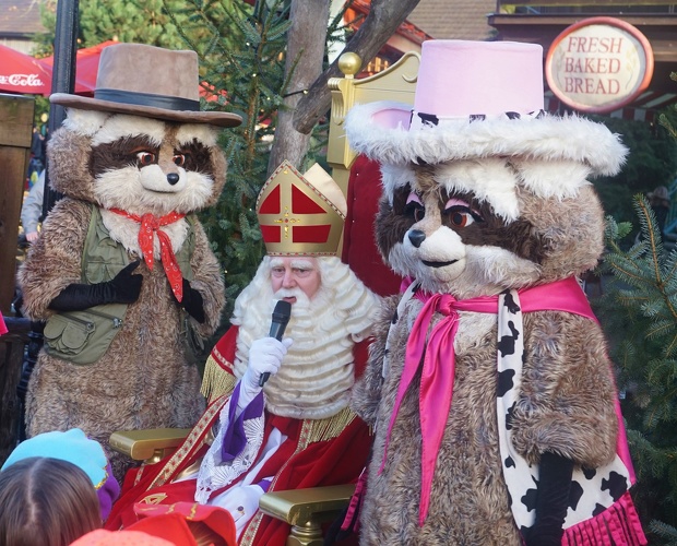 Sinterklaas im Winter-Themenpark Slagharen