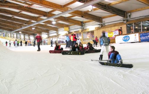 Skieën of snowboarden kun je in Alpinecenter Bottrop.