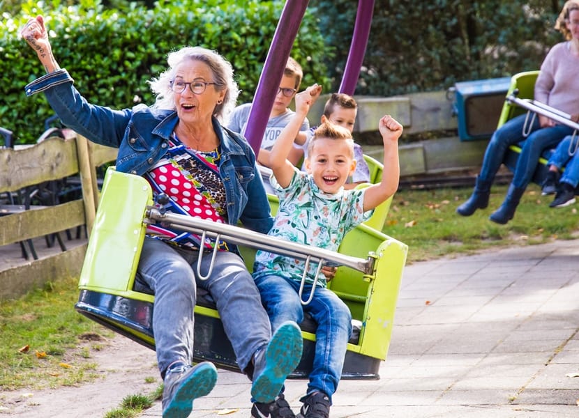 Jong en oud hebben plezier in De Waarbeek Hengelo