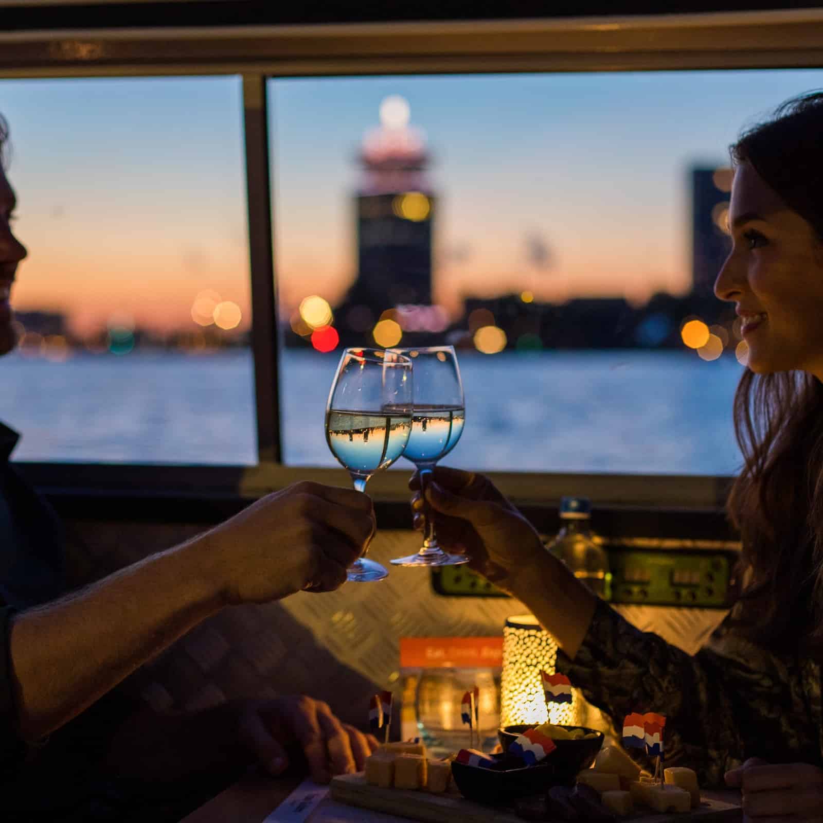 Candlelight Cruise door de grachten van Amsterdam Valentijnstip 42,50