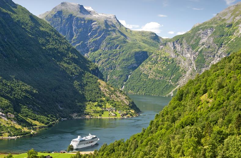 Noorwegen is geweldig per cruise te ontdekken